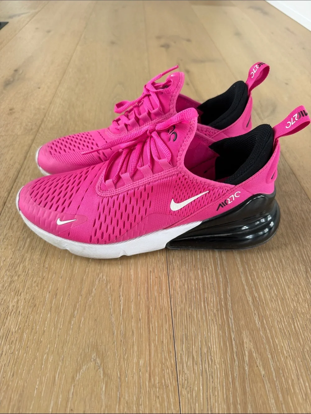 Nike Hot Pink Air Max 270 Running Shoes - Picture 2 of 4